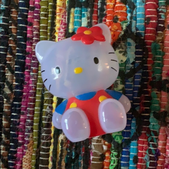 Super cute hello kitty piggy bank ❤️ - Picture 1 of 2